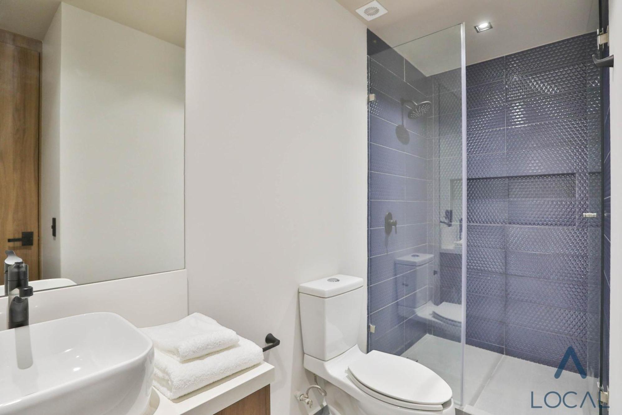 Be Local Apartahotel 4*